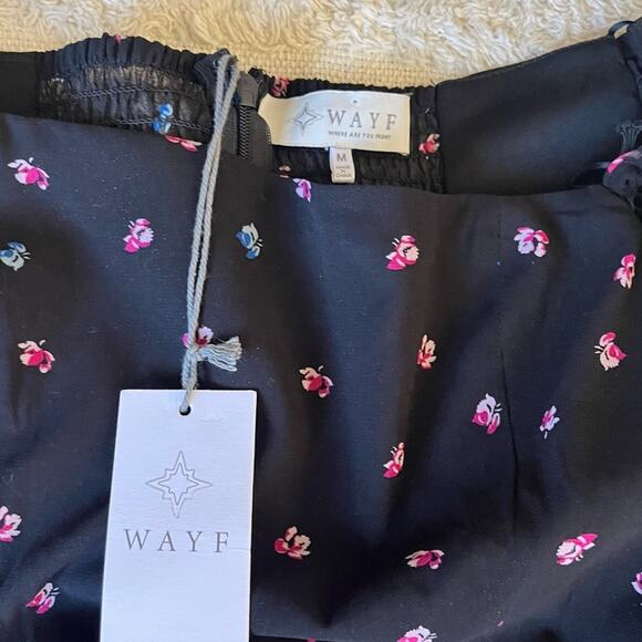 WAYF Cici Bustier Tiered Maxi Dress in Black Ditsy
size medium - Picture 6 of 16